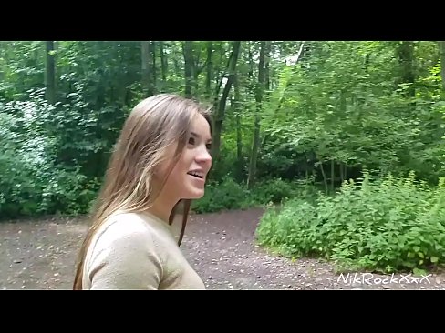 ❤️ اقترحت على إيفيلينا أن نمارس الجنس معه في مكان عام! قالت نعم. ثم أنا مارس الجنس معها في الحمار ونائب الرئيس في فمها. ثم استاءت نفسها. ❤️